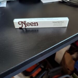 Lined Up Duo Lip Liner - Brown